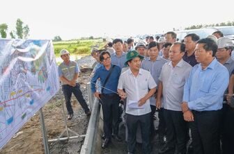Tập trung hoàn thành hai tuyến cao tốc huyết mạch của Đồng bằng sông Cửu Long