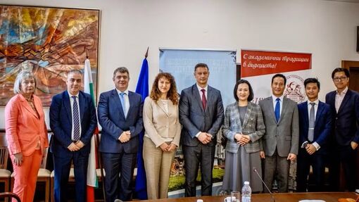 Việt Nam tăng cường kết nối với các đối tác Bulgaria và châu Âu trong lĩnh vực năng lượng hạt nhân