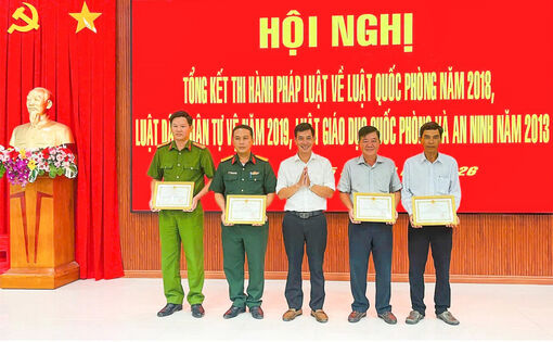 Xã Vĩnh Thuận tổng kết thực hiện các luật về quốc phòng, an ninh