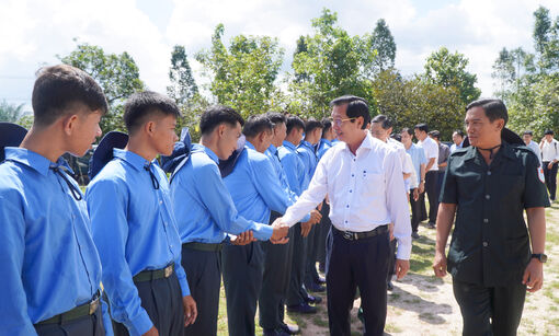 Ban Chuyên trách tỉnh An Giang thăm Đội K92 thực hiện nhiệm vụ tại Campuchia