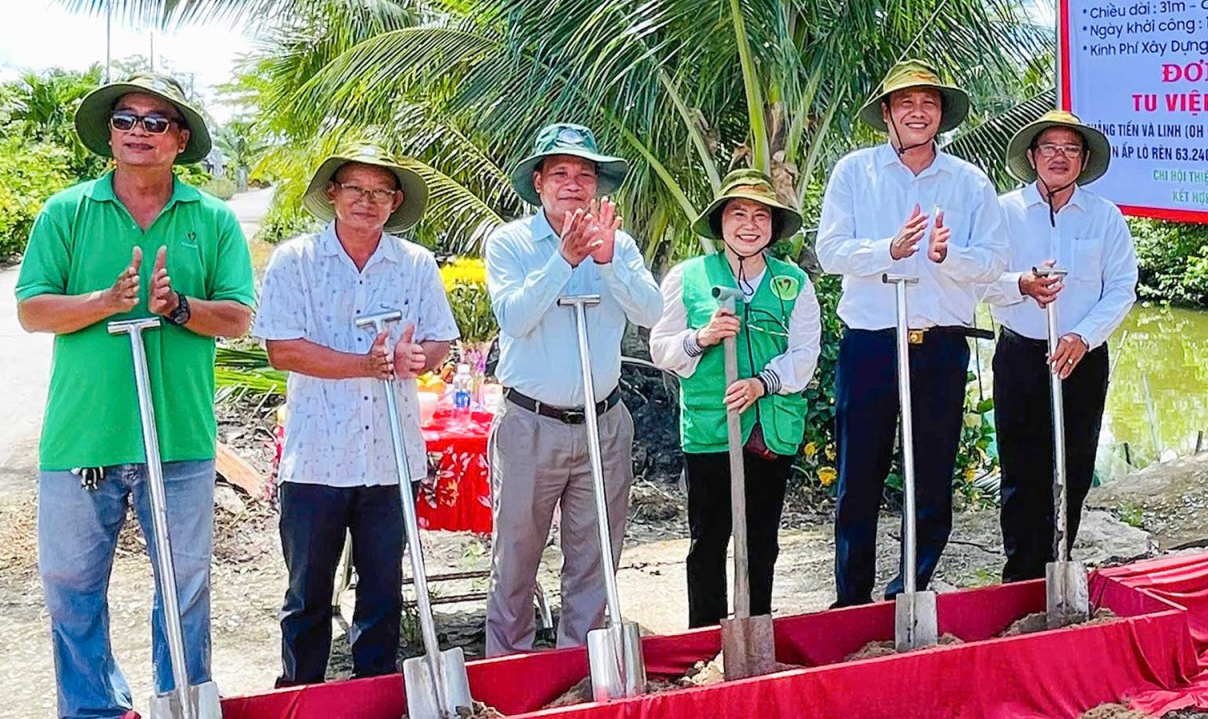 Xã Vĩnh Thuận khởi công xây dựng cầu Nhựt Nguyệt Quang