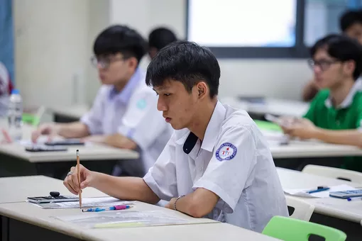 Tuyển sinh đại học 2026: Điểm chuẩn thi đánh giá năng lực có tăng mạnh?