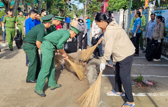Khí thế tình nguyện hè của tuổi trẻ Bộ đội Biên phòng An Giang