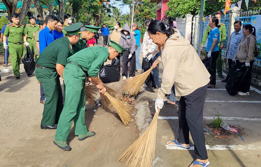 Khí thế tình nguyện hè của tuổi trẻ Bộ đội Biên phòng An Giang
