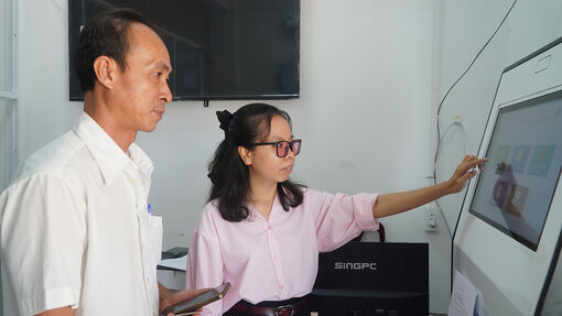 Đưa kỹ năng số vào từng mái ấm