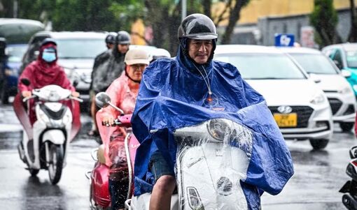 Thời tiết ngày 18/6: Cả nước có mưa dông, ngày nắng; Trung Bộ nắng nóng gay gắt trên 38 độ C