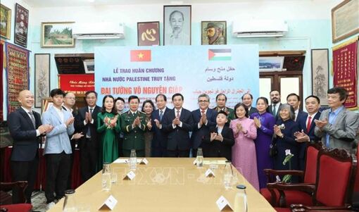 Lễ trao Huân chương của Nhà nước Palestine truy tặng Đại tướng Võ Nguyên Giáp