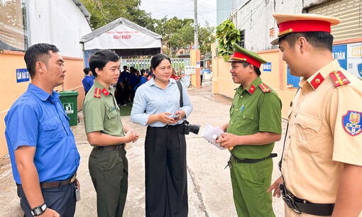 “Người đưa tin” trên không gian mạng ở cơ sở