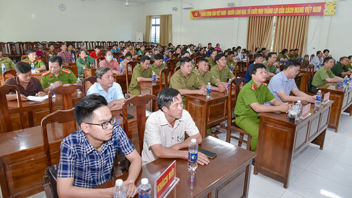 Tuyên truyền phòng, chống xuất nhập cảnh trái phép đến người dân biên giới Vĩnh Điều