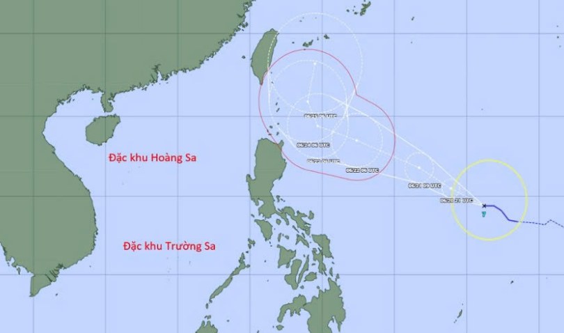 Bão MEKHALA tiếp tục mạnh lên, di chuyển về phía Đông Nam của Nhật Bản
