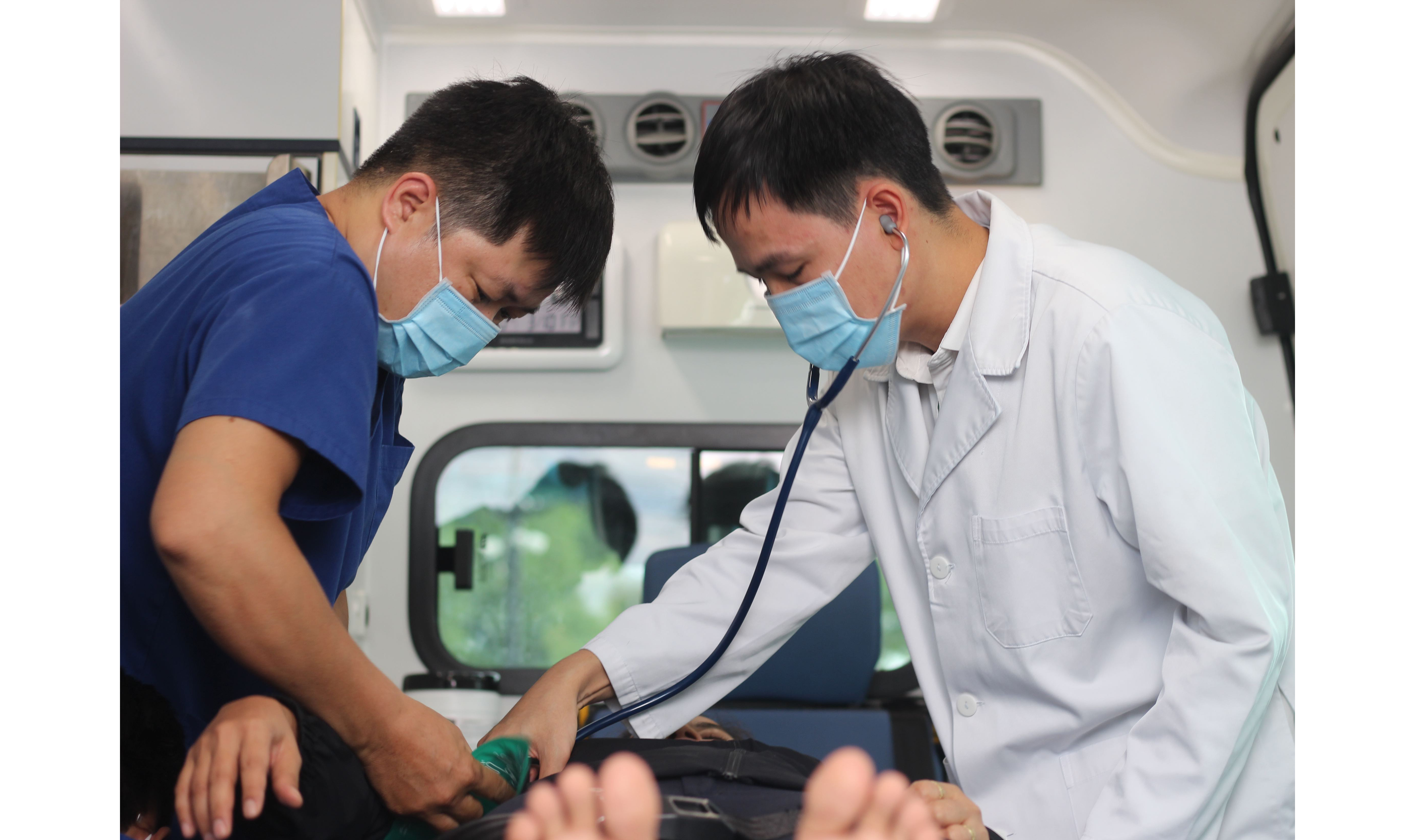 Vinmec Phú Quốc cứu sống cụ bà 92 tuổi mắc nhiễm khuẩn huyết, suy hô hấp cấp nguy kịch