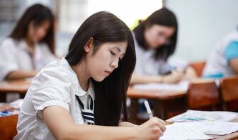 Hướng dẫn chấm ngữ văn tốt nghiệp THPT 2026: Thí sinh xuất sắc có thể bị điểm thấp