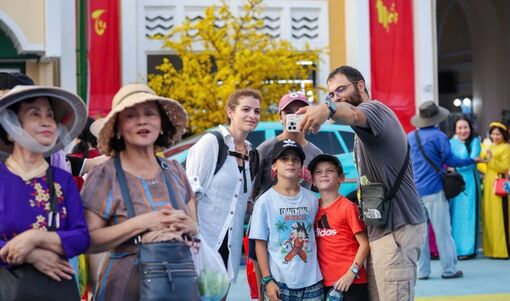 Báo Mỹ chỉ ra lý do du lịch Việt Nam trỗi dậy, thách thức Thái Lan