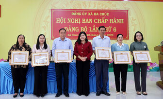 Ba Chúc phát triển kinh tế - xã hội gắn với bảo đảm quốc phòng, an ninh