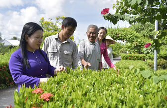 Nêu gương để dân đồng thuận