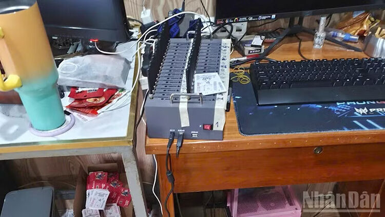 Đồng Tháp: Thu lợi bất chính 1 tỷ đồng từ sim kích hoạt sẵn thông tin chủ thuê bao