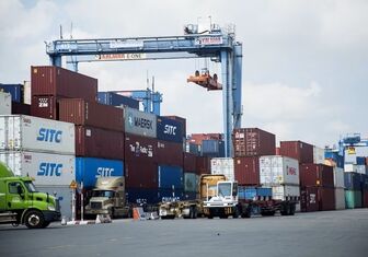 Xuất khẩu tăng trưởng hai con số: Gỡ "điểm nghẽn", chủ động vượt rào cản Xanh