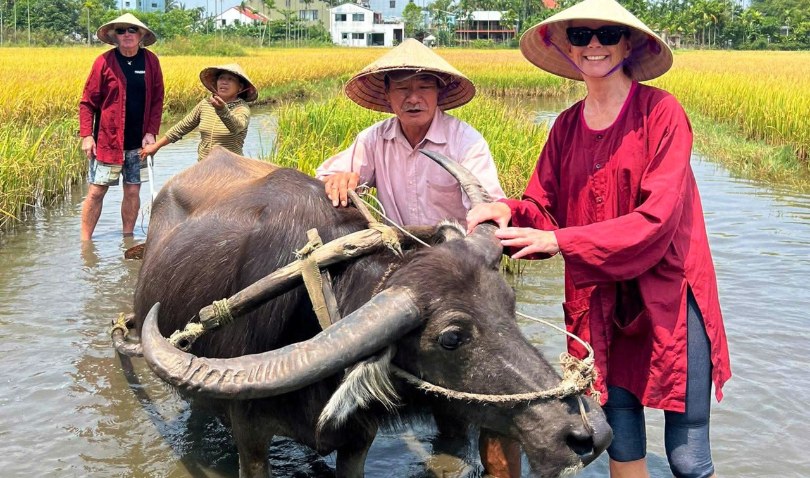 Những "đại sứ" du lịch chân đất