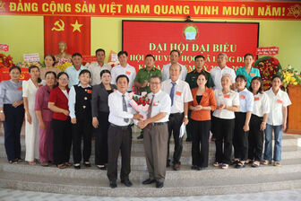 Ông Phạm Văn Chẩn giữ chức Chủ tịch Hội Khuyến học xã Long Điền