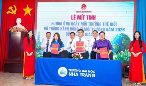 Bộ Giáo dục và Đào tạo yêu cầu mỗi cán bộ, giáo viên, học sinh là một "đại sứ sống xanh"