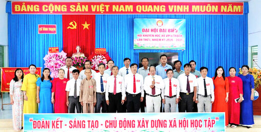 Ông Võ Văn Quang giữ chức Chủ tịch Hội Khuyến học xã Vĩnh Trạch