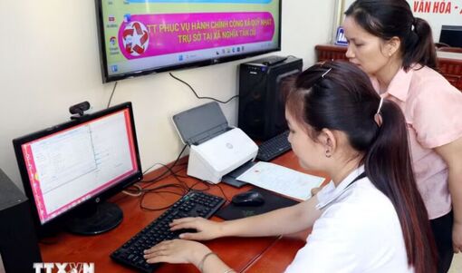 Cắt giảm, đơn giản hóa thủ tục hành chính dựa trên dữ liệu, chuyển đổi số