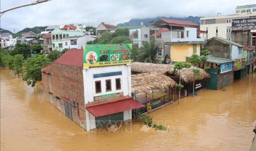 Mưa lớn khiến nước sông Bằng Giang dâng nhanh, Cao Bằng khẩn cấp ứng phó