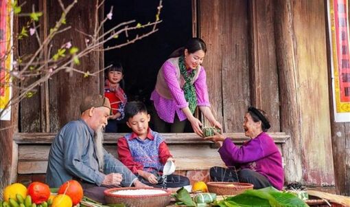 Thư của Tổng Bí thư, Chủ tịch nước gửi nhân kỷ niệm 25 năm "Ngày Gia đình Việt Nam"