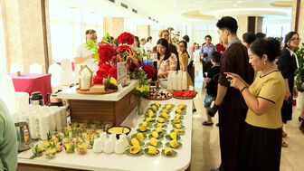 Cần Thơ khai mạc Tuần lễ buffet sầu riêng