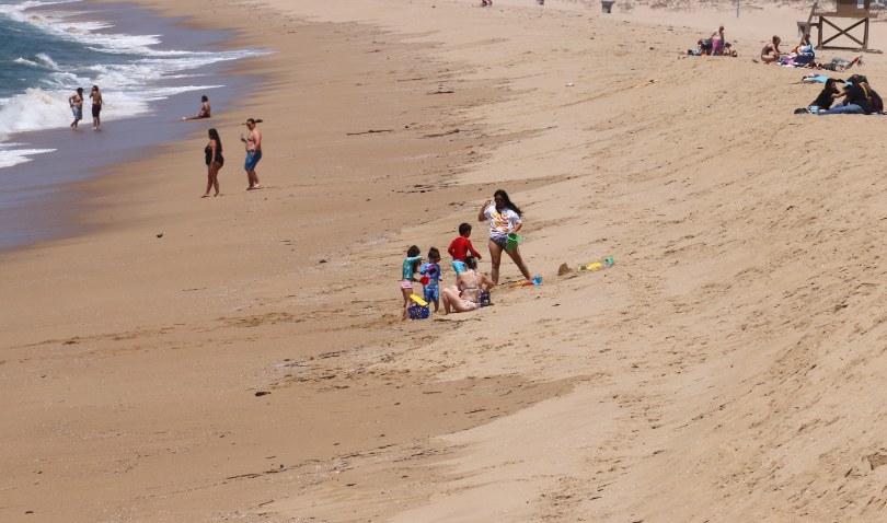 Newport Beach: Vẻ đẹp California gợi nhớ biển Mũi Né