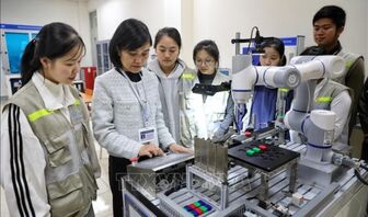 Đưa Việt Nam tham gia sâu hơn vào chuỗi giá trị bán dẫn khu vực và toàn cầu