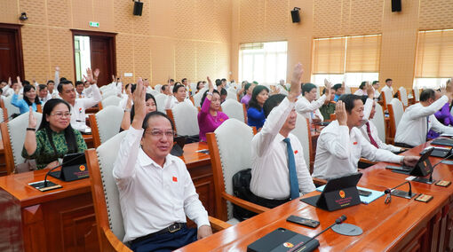 HĐND tỉnh An Giang thông qua Nghị quyết Quy định chính sách đặc thù hỗ trợ người dạy tiếng và chữ dân tộc thiểu số