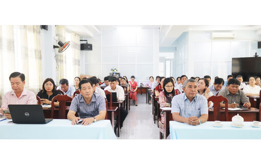 Bồi dưỡng kỹ năng truyền thông về dân tộc, tôn giáo