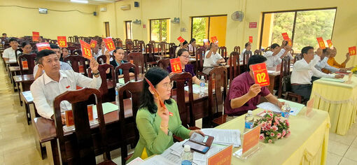 HĐND xã Tri Tôn tổ chức kỳ họp chuyên đề