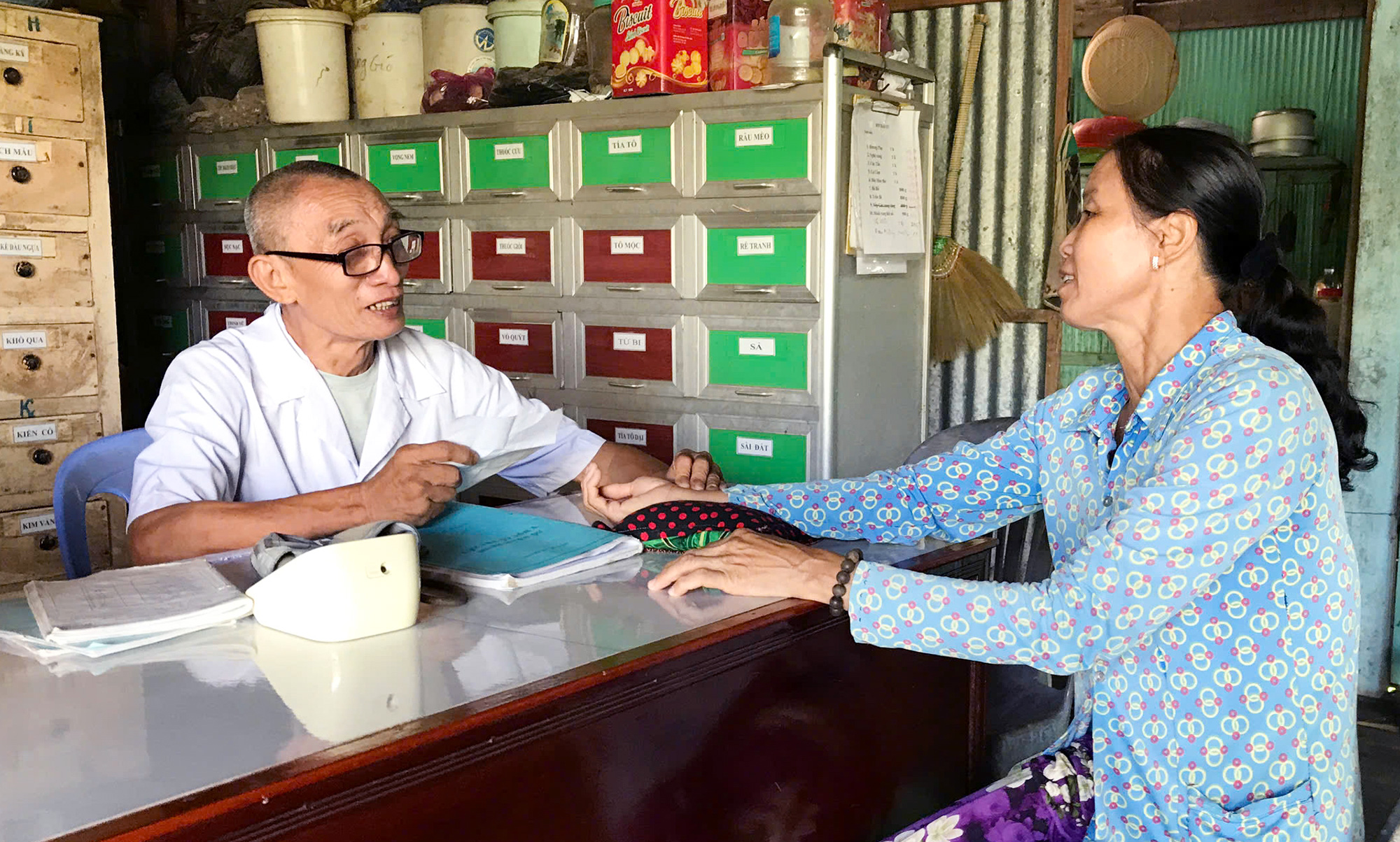 Những lương y làm việc thiện