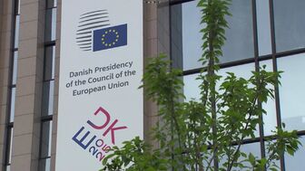 EU áp thuế đối với hàng nhập khẩu giá trị thấp