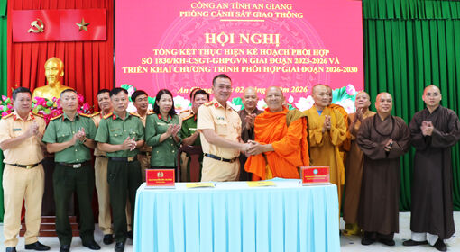 Công an tỉnh An Giang và Giáo hội Phật giáo tỉnh tiếp tục ký kết phối hợp bảo đảm an toàn giao thông