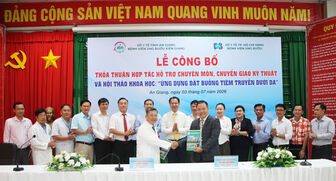 Bệnh viện Ung bướu TP. Hồ Chí Minh chuyển giao kỹ thuật cho Bệnh viện Ung bướu Kiên Giang