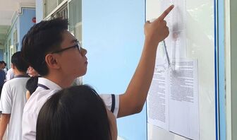 Điểm 10 môn toán tăng cao, Giám đốc Sở Giáo dục và Đào tạo Cà Mau nói gì?
