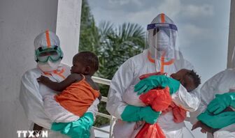 WHO khởi động thử nghiệm lâm sàng mới điều trị Ebola tại CHDC Congo