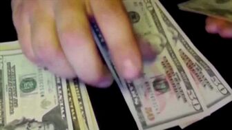 Đồng USD rớt giá mạnh nhất 3 tháng