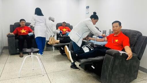 Những giọt máu hồng - Ấm tình đoàn kết Việt Nam-Venezuela