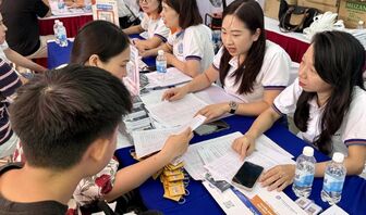 Đại học Thương mại công bố điểm sàn 2026, dự kiến giảm điểm chuẩn