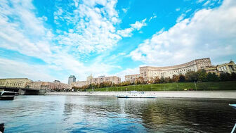 Những bước chân vội vã ở Moscow