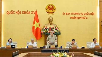 Phiên họp thứ 4 của Ủy ban Thường vụ Quốc hội khai mạc sáng 8/7