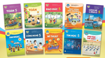 Sách giáo khoa cũ vẫn được dùng trong năm học 2026-2027, giá sách mới giảm 13,3%