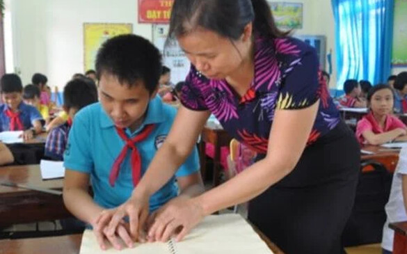 Chuyển hạng chức danh nghề có bị giảm hệ số lương?