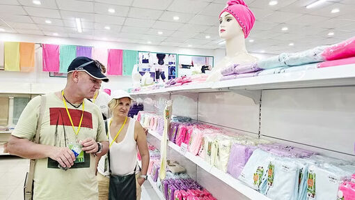 Hướng tới mở rộng thị trường nước ngoài