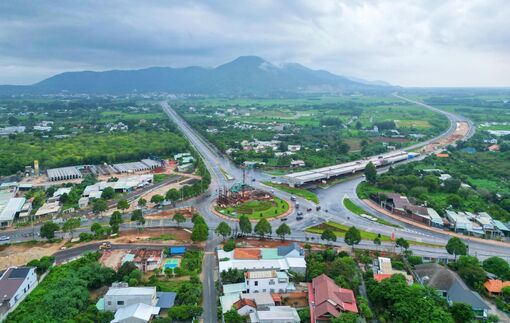 Diện mạo đường 13.900 tỷ đồng nối cao tốc với biển TP.HCM sau hơn 1 năm thi công