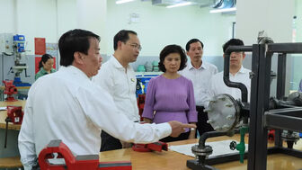Bước chuyển chiến lược từ “bằng cấp” sang “nghề nghiệp”: Chìa khóa nâng tầm nguồn nhân lực Việt Nam